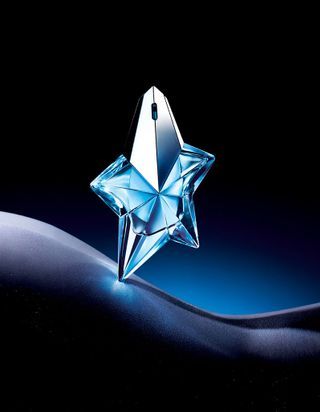 L’histoire d’Angel de Mugler : pourquoi ce parfum a-t-il révolutionné les codes ?