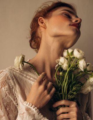 Votre parfum s’évapore trop vite ? Cette astuce va tout changer